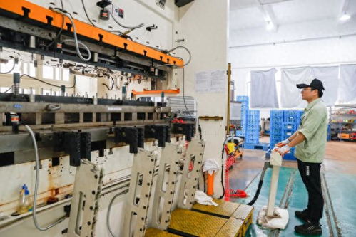 走進上海凱斯大島精密電子制造丨最美生產線